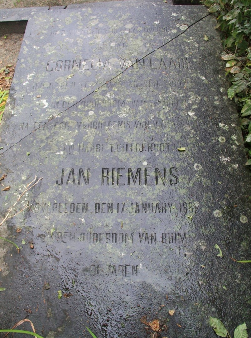 Grafsteen Jan Riemens